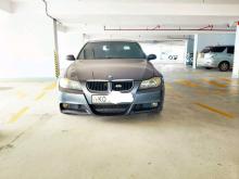 BMW 320i 2008 Car