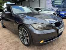 BMW 320i E90 2008 Car