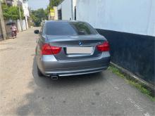 https://riyasewana.com/uploads/bmw-320i-e90-313435110352.jpg