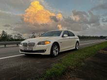 BMW 523i 2011 Car