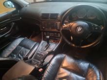 https://riyasewana.com/uploads/bmw-525i-38365017754.jpg