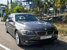 BMW 528i 2011 Car
