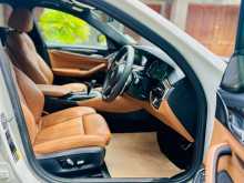 https://riyasewana.com/uploads/bmw-530e-21149584133.jpg