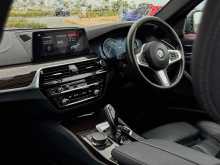 https://riyasewana.com/uploads/bmw-530e-219402222103.jpg