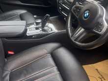 https://riyasewana.com/uploads/bmw-530i-2017-98595312013.jpg