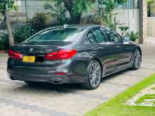 https://riyasewana.com/uploads/bmw-530i-m-sport-10140712953.jpg