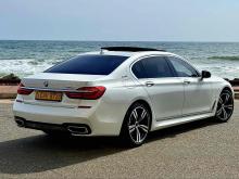 https://riyasewana.com/uploads/bmw-740le-long-2616493724146.jpg