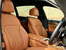 https://riyasewana.com/uploads/bmw-740le-m-sport-2321233922113.jpg