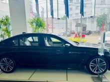 https://riyasewana.com/uploads/bmw-740le-msport-3164237225.jpg