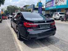 https://riyasewana.com/uploads/bmw-bmw-7-2017-415163512182.jpg