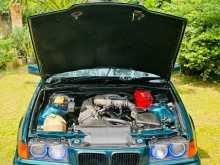 https://riyasewana.com/uploads/bmw-e36-316i-1996-188223112054.jpg