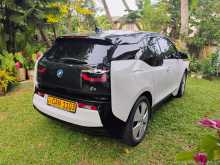 https://riyasewana.com/uploads/bmw-i3-2015-2511245112692.jpg