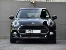 BMW Mini Cooper F55 2017 Car