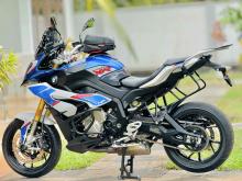 https://riyasewana.com/uploads/bmw-s1000xr-hp-2221295624733.jpg