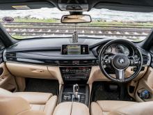 https://riyasewana.com/uploads/bmw-x5-m-sport-31254424051.jpg