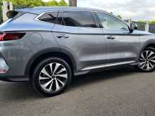 https://riyasewana.com/uploads/byd-sealion-6-27213101672.jpg