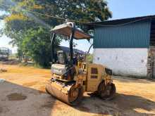 CAT 8 Ton Roller 2012 Heavy-Duty