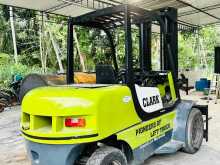 CAT Forklift 2002 Heavy-Duty