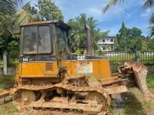https://riyasewana.com/uploads/cat-d4c-dozer-2013-131058211264118.jpg