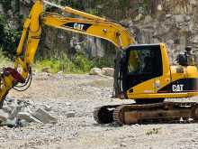 https://riyasewana.com/uploads/cat-excavator-311c-2013-169530412252.jpg