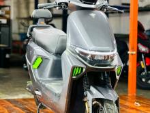 CAT Leader 2026 Motorbike