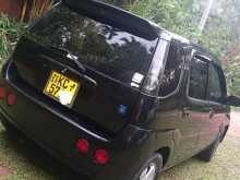 Chevrolet UA HR 528 2004 Car