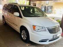 Chrysler Grand Voyager 2014 Car