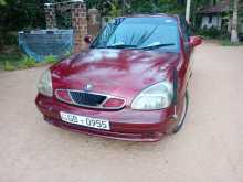 Daewoo Nubira 2000 Car