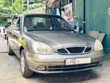 Daewoo Nubira 2000 Car