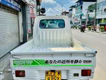 https://riyasewana.com/uploads/daihatsu-2003-2008-613370112103.jpg