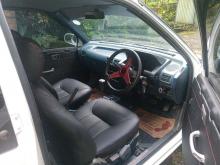 https://riyasewana.com/uploads/daihatsu-charade-14735296015.jpg