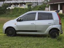 https://riyasewana.com/uploads/daihatsu-charade-82028526456.jpg