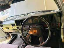 https://riyasewana.com/uploads/daihatsu-charmant-1985-199290112894.jpg