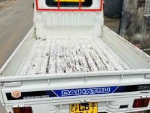 https://riyasewana.com/uploads/daihatsu-daihatsu-2610574524293.jpg