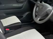https://riyasewana.com/uploads/daihatsu-daihatsu-mira-2024-179040012883.jpg