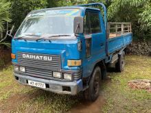 Daihatsu Delta 1987 Lorry