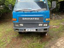 https://riyasewana.com/uploads/daihatsu-delta-1921390017882.jpg