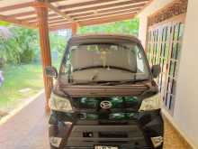 Daihatsu Hijet 2018 Van