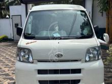 Daihatsu Hijet 2015 Van