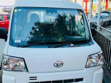 Daihatsu Hijet 2024 Van