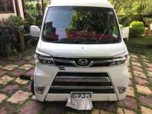 Daihatsu Hijet 2019 Van