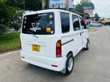 https://riyasewana.com/uploads/daihatsu-hijet-2001-2116330412962.jpg