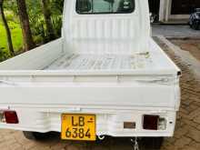 https://riyasewana.com/uploads/daihatsu-hijet-2001-510232812513.jpg
