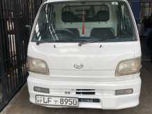 https://riyasewana.com/uploads/daihatsu-hijet-2003-912401412754.jpg