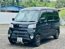 https://riyasewana.com/uploads/daihatsu-hijet-20130314602.jpg