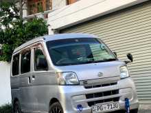 Daihatsu Hijet 2015 Van