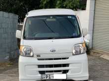 Daihatsu Hijet 2017 Van
