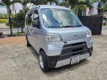 Daihatsu Hijet 2020 Van