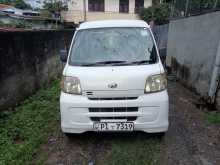 Daihatsu Hijet 2016 Van