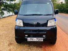 Daihatsu Hijet 2017 Van